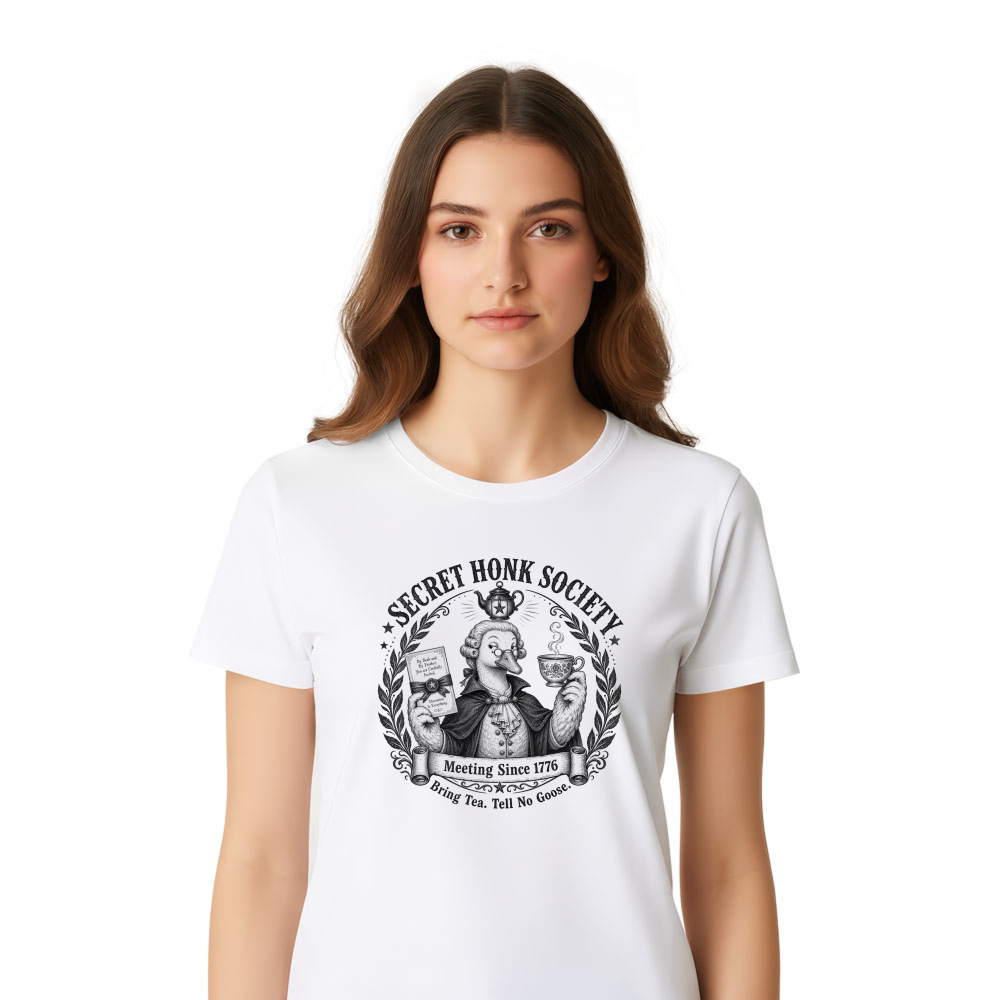 Goose Club Retro Goose Humor Illustration Graphic T-Shirt